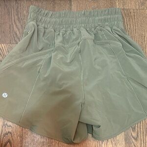 Lululemon Track That High-Rise Lined Short 5"